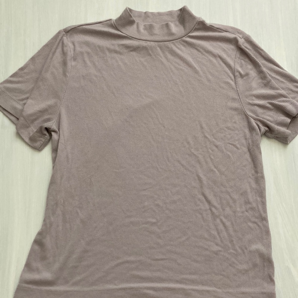 Lilac slight turtle neck top
